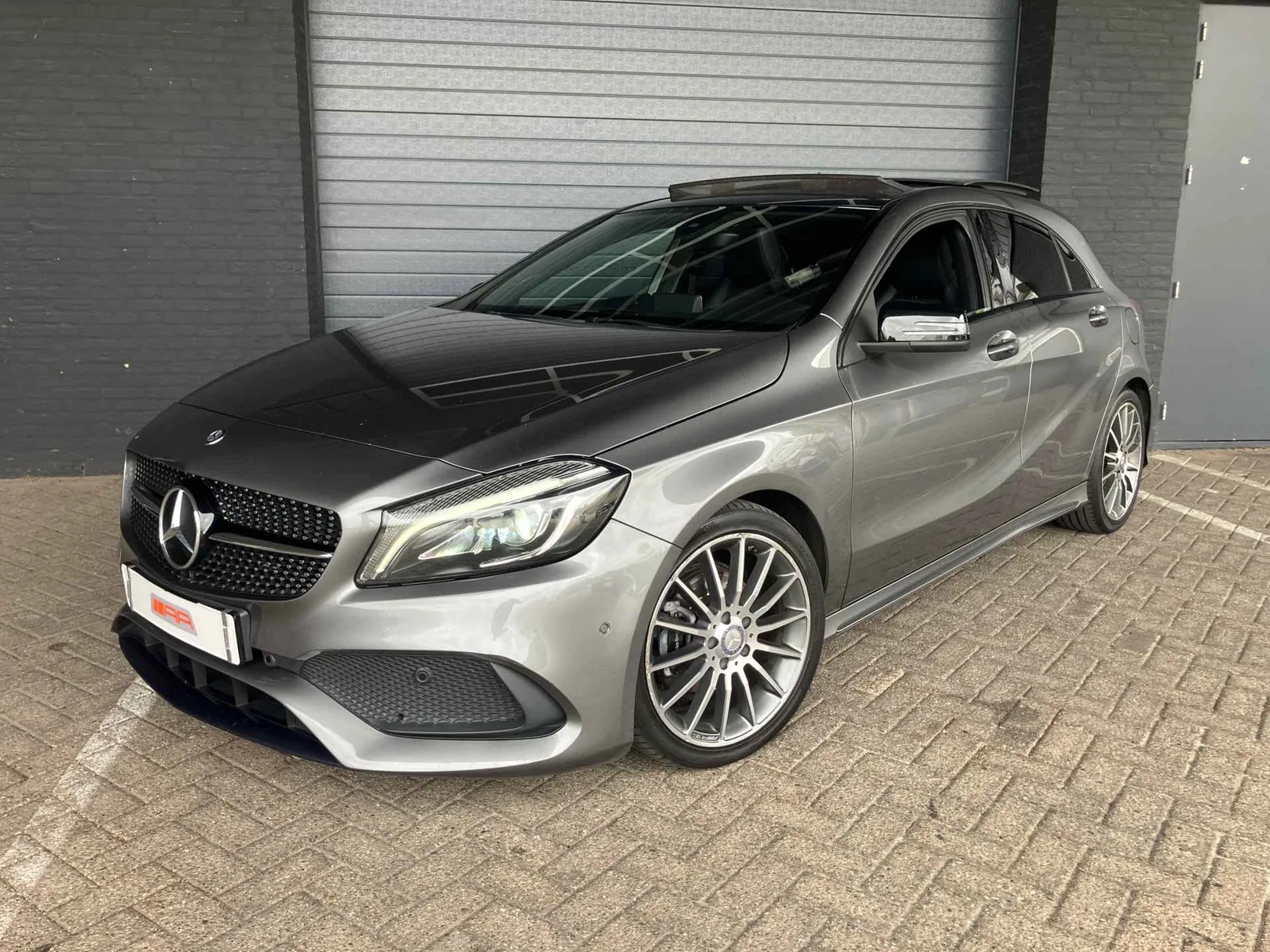 Mercedes-Benz A-Klasse (2016) — foto 1