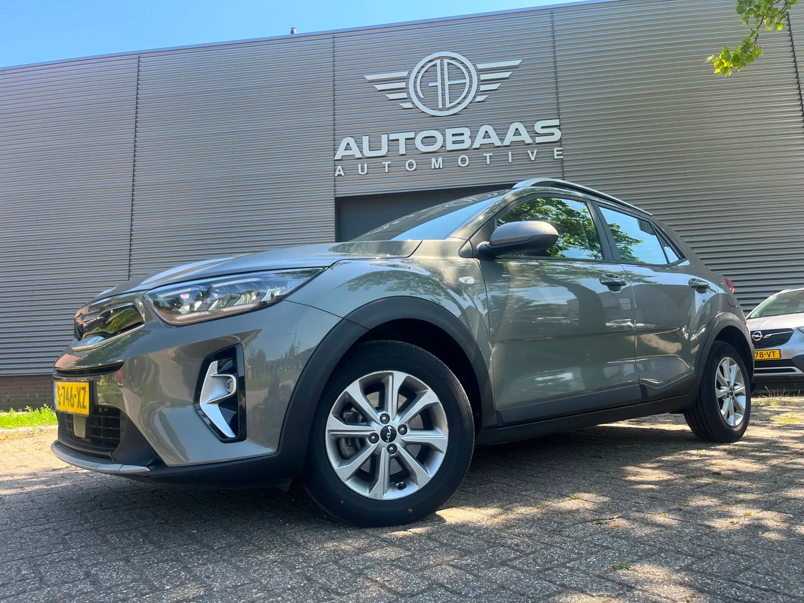 Kia Stonic (2023) — foto 1