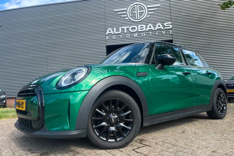MINI Cooper (2022)