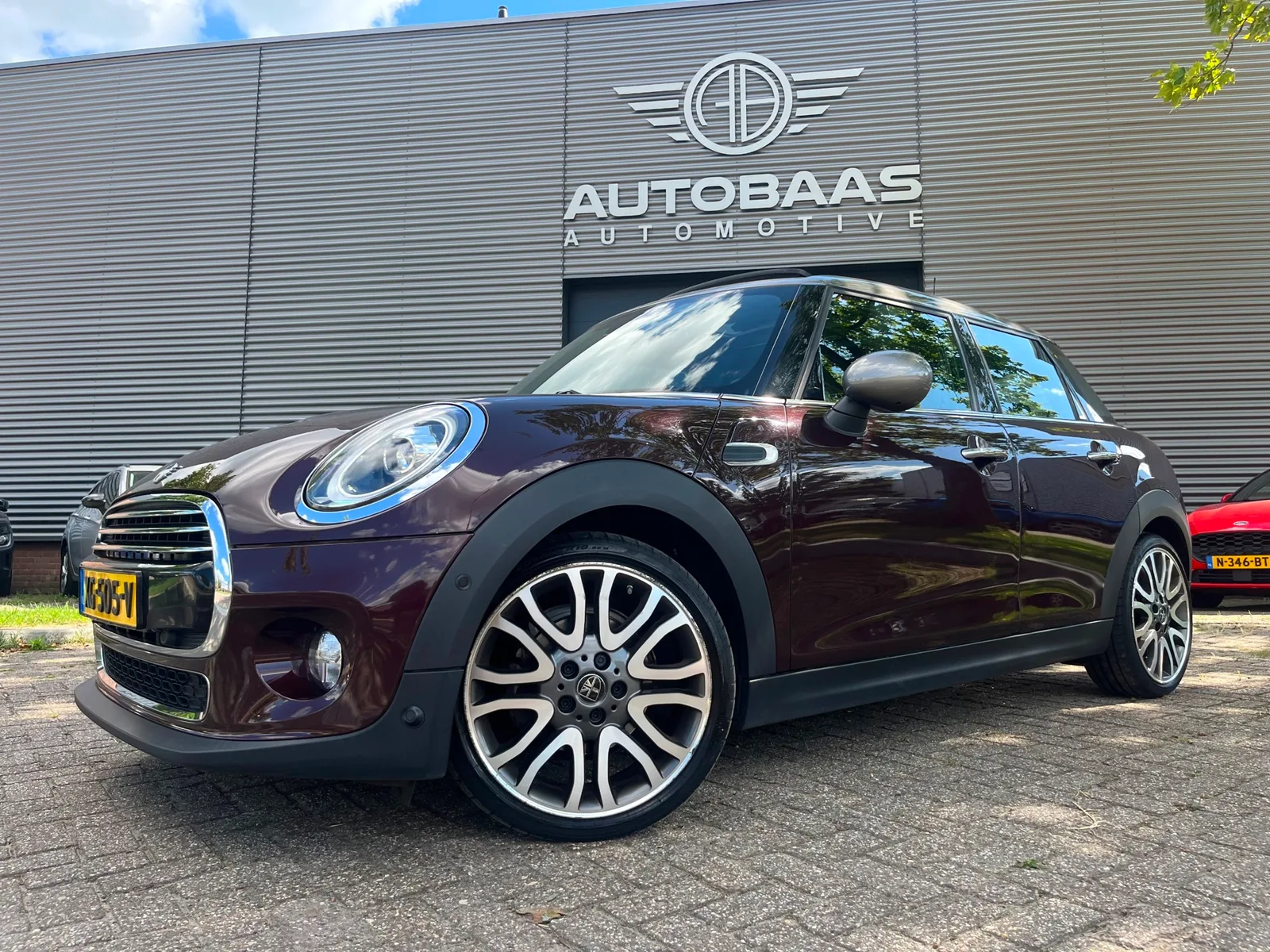 MINI Cooper (2019) — foto 1