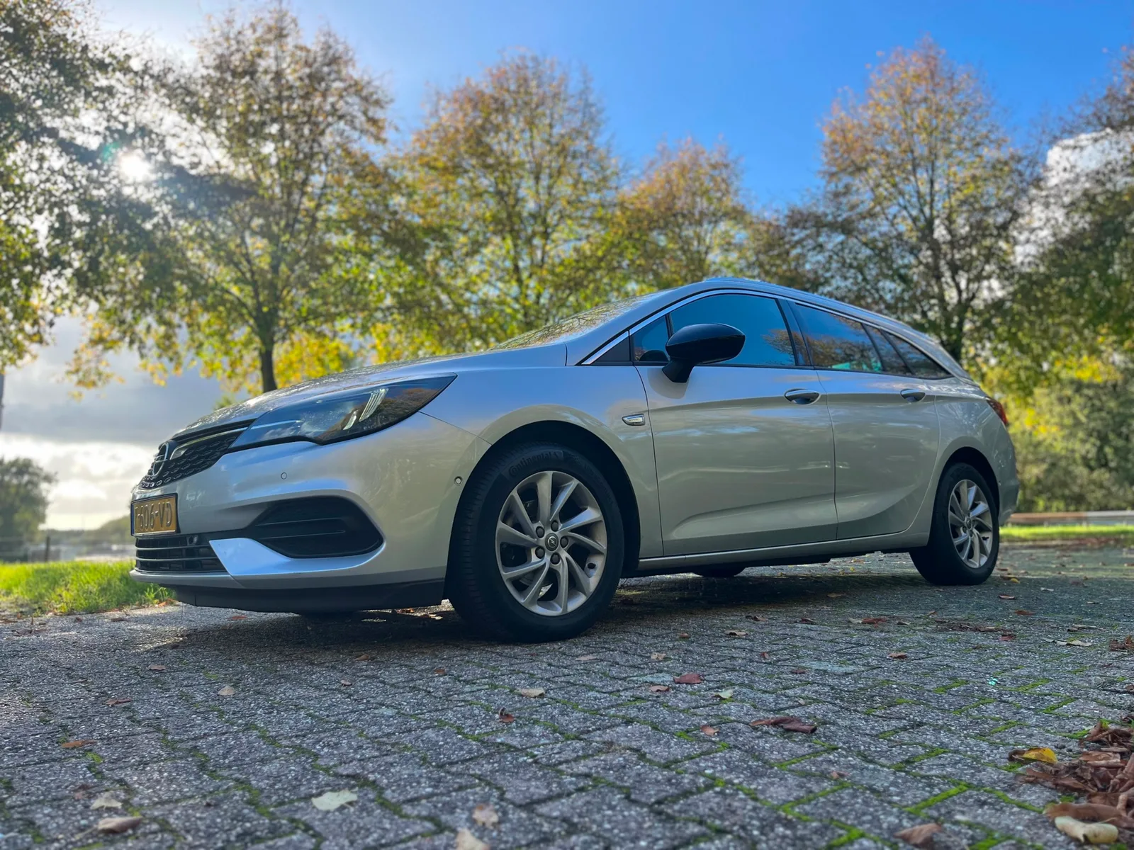 Opel Astra (2021) — foto 1