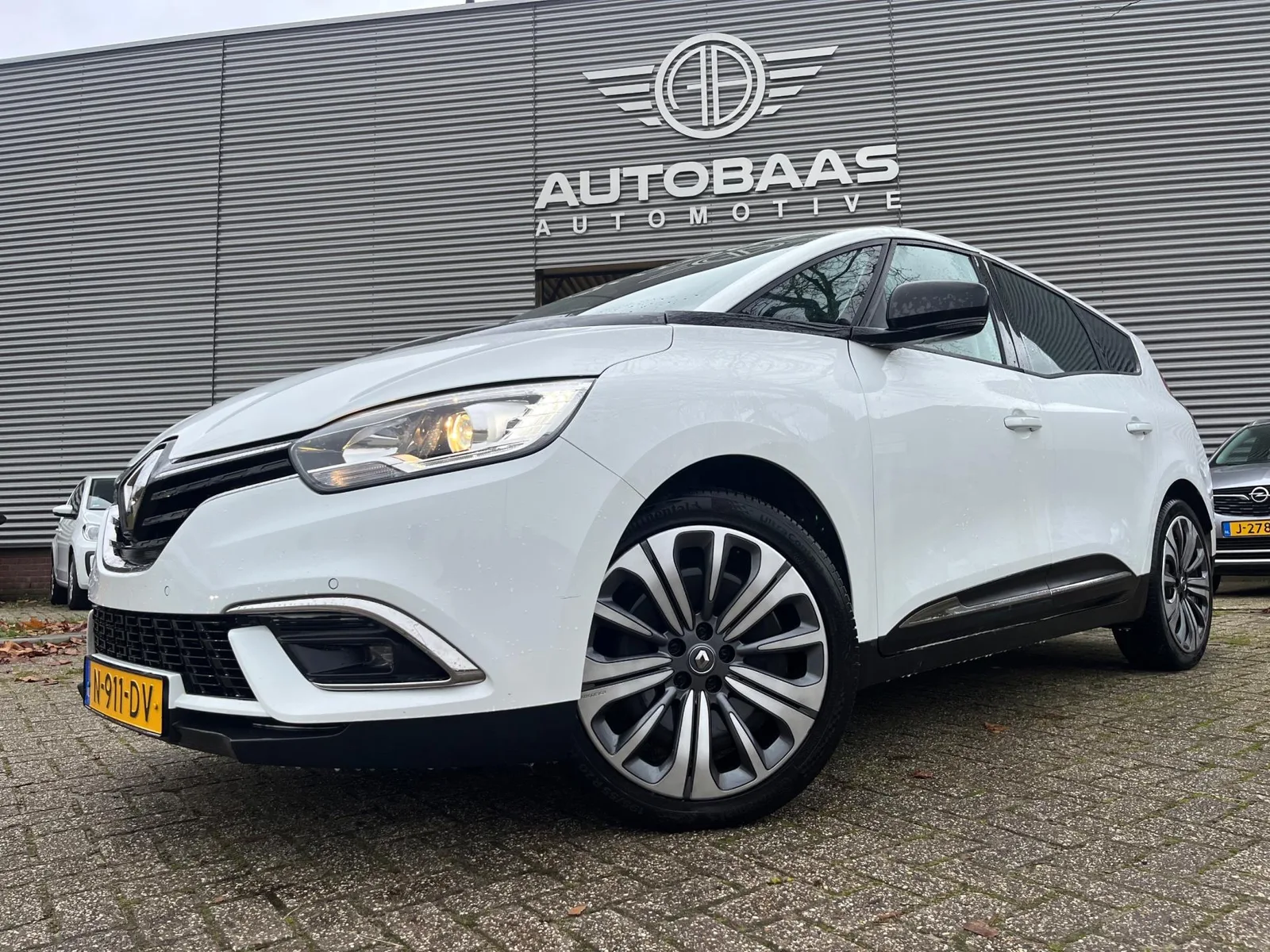 Renault Grand Scénic (2021) — foto 1
