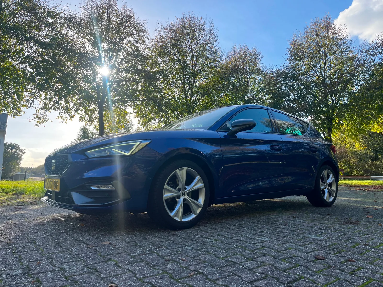 SEAT Leon (2020) — foto 1