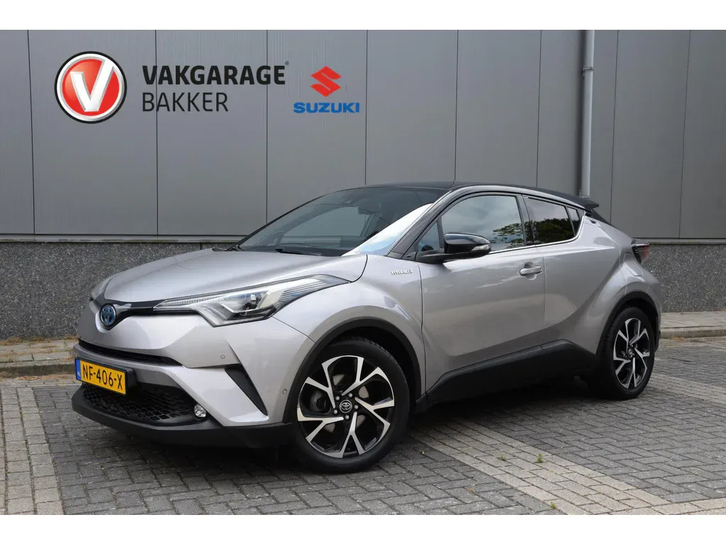 Toyota C-HR (2017) — foto 1