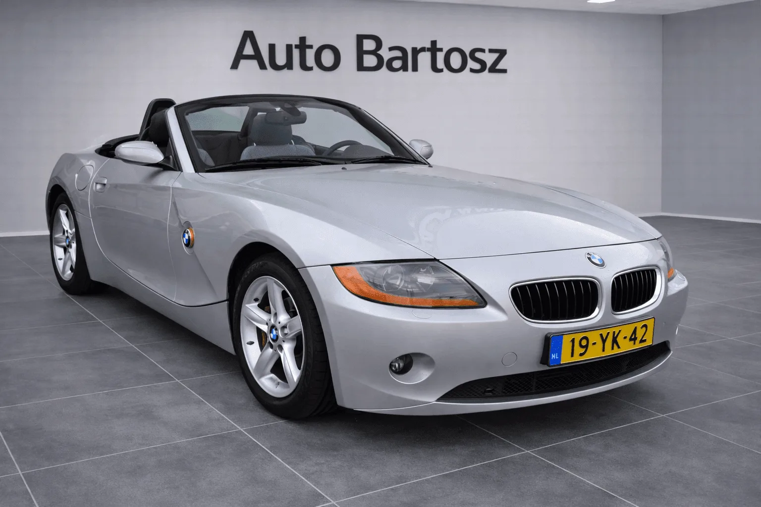 BMW Z4 (2004) — foto 1