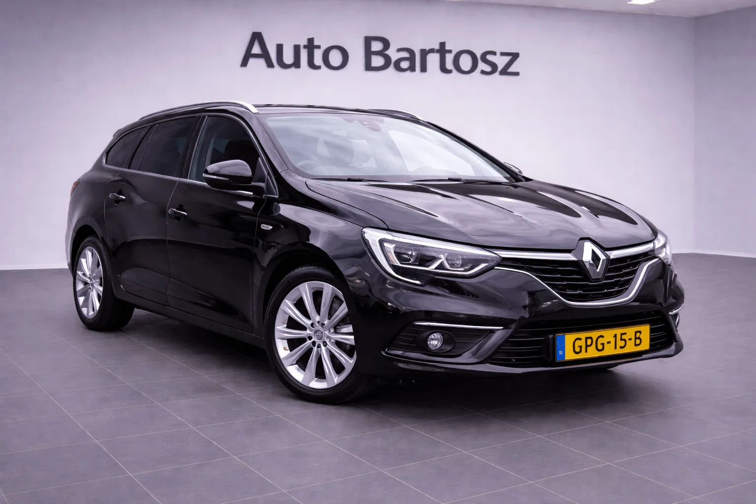 Renault Mégane (2020) — foto 1