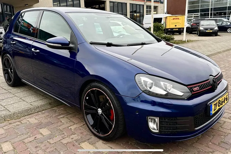Volkswagen Golf (2010)