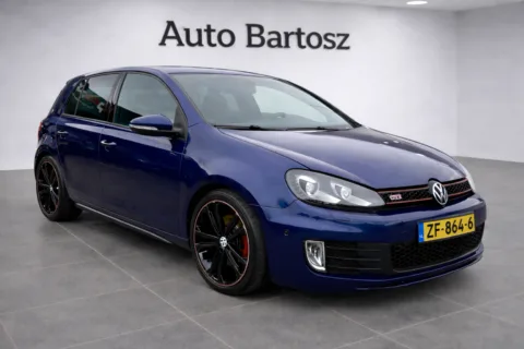 Volkswagen Golf (2010) — foto 1