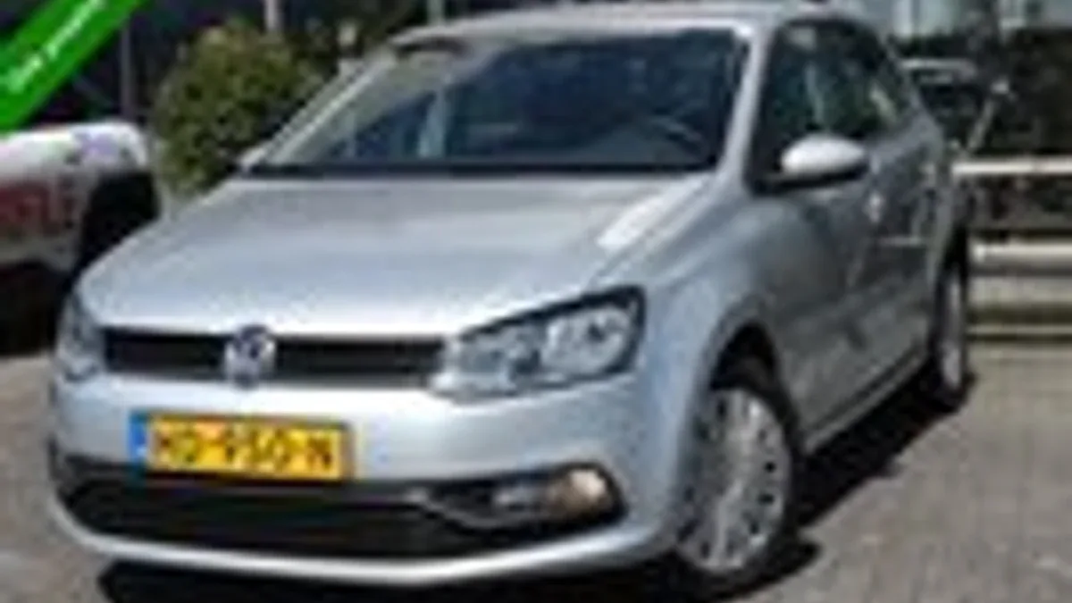 Volkswagen Polo (2015) — foto 1