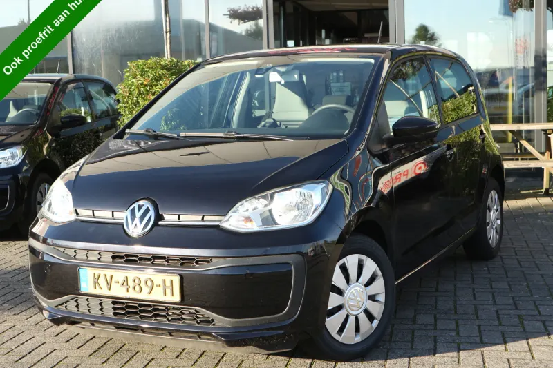 Volkswagen Up! (2017)