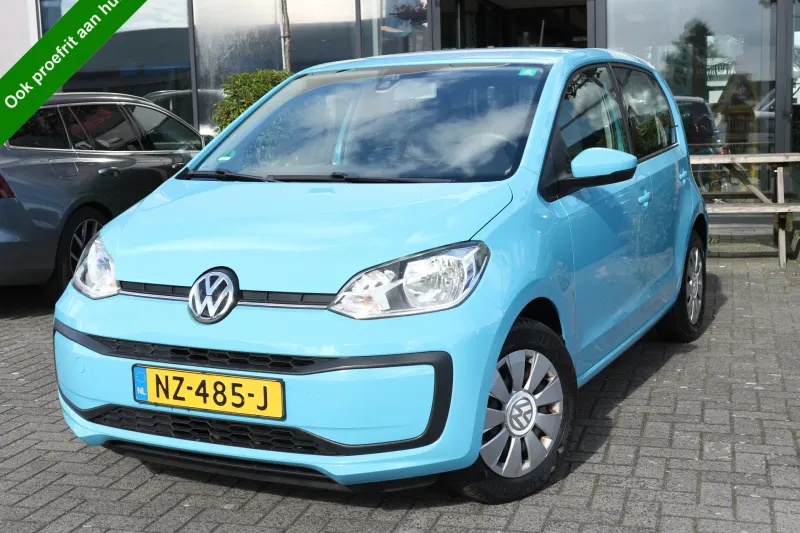 Volkswagen Up! (2017)