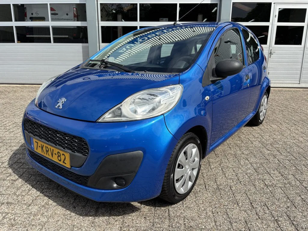 Peugeot 107 (2013) — foto 1