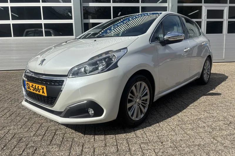 Peugeot 208 (2018)