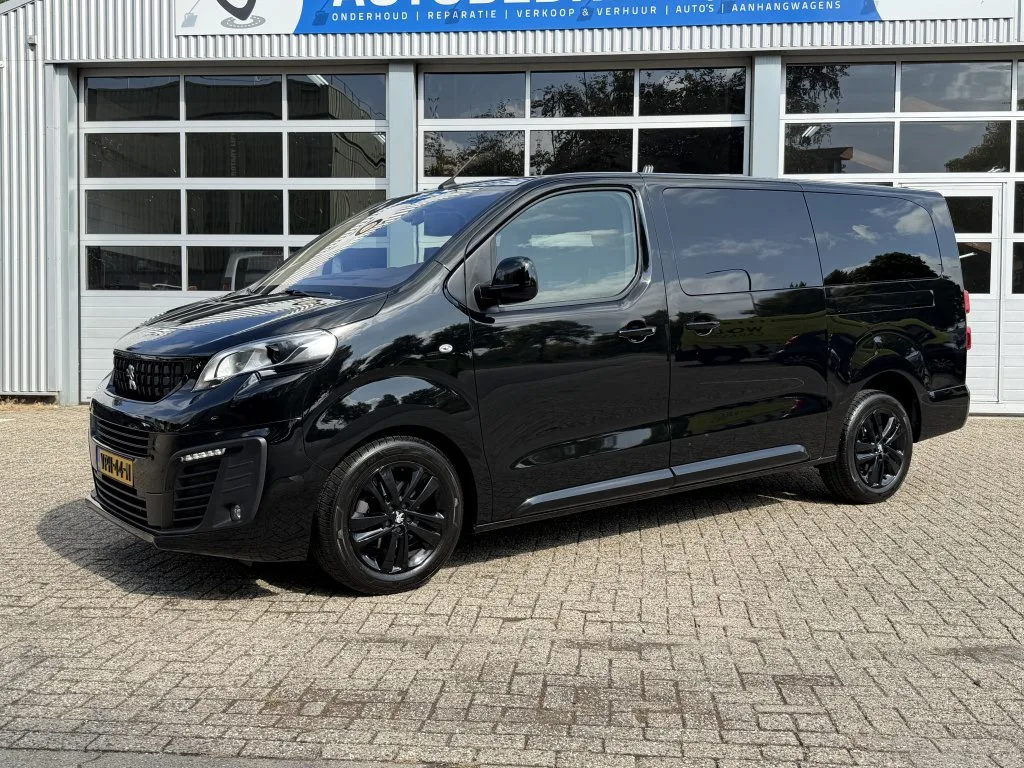 Peugeot Expert (2022) — foto 1
