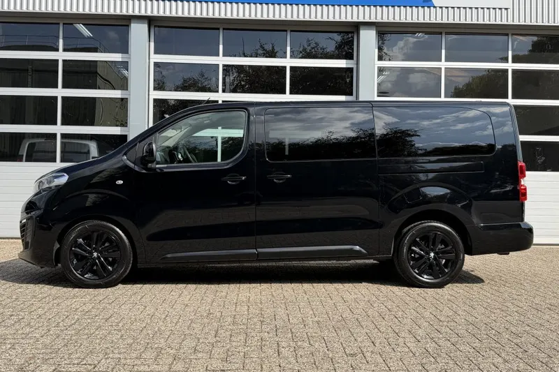 Peugeot Expert (2022)