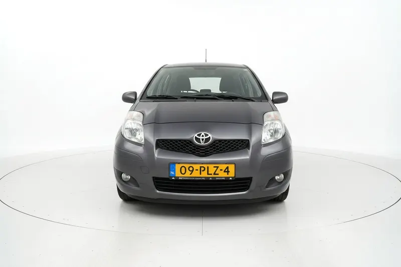 Toyota Yaris (2011)