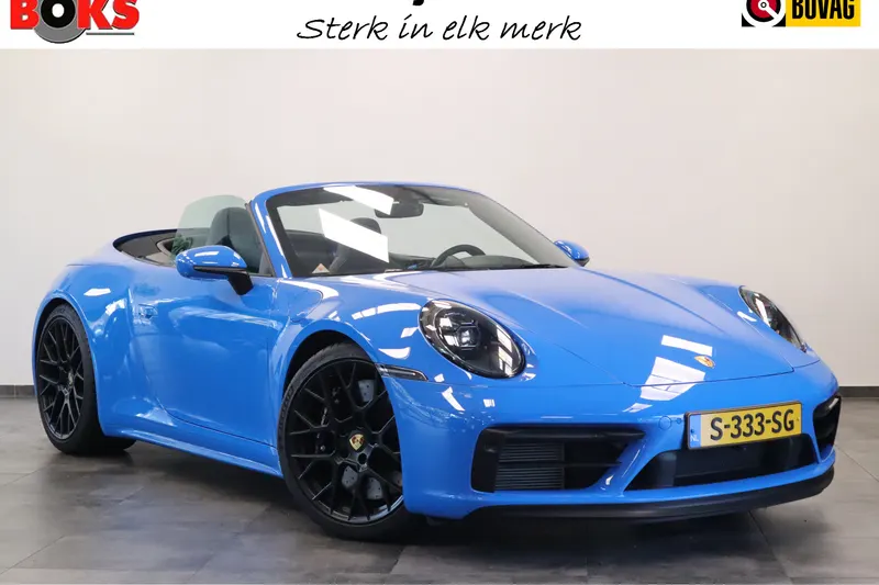 Porsche 911 (2023)