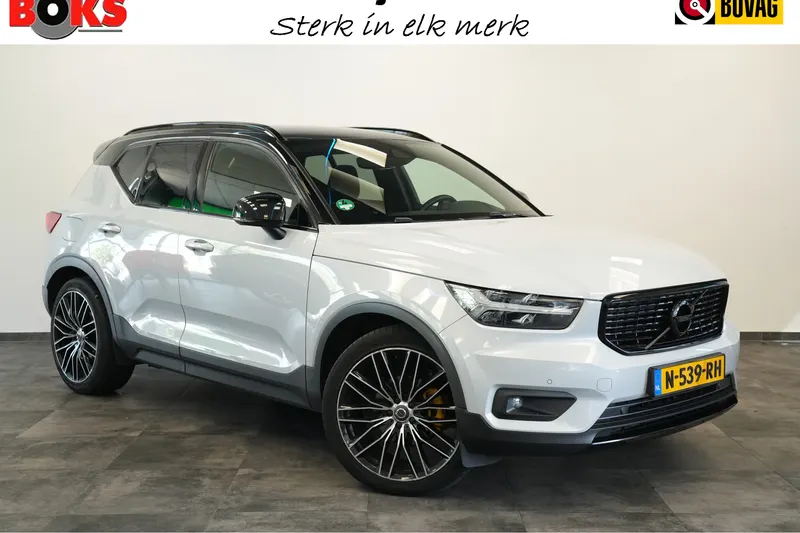 Volvo XC40 (2021)