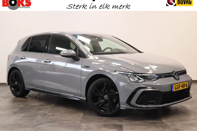 Volkswagen Golf (2023)