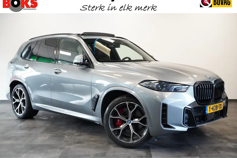 BMW X5 (2023)