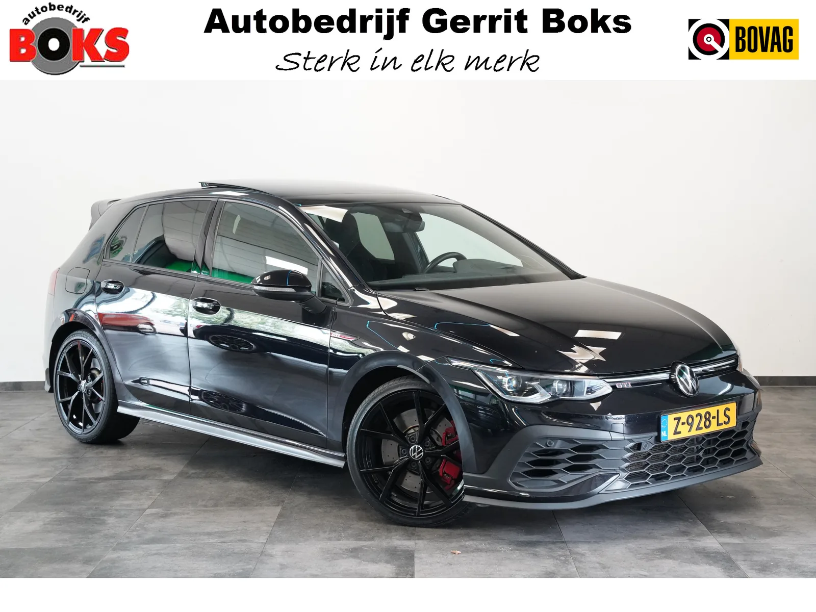 Volkswagen Golf (2022) — foto 1
