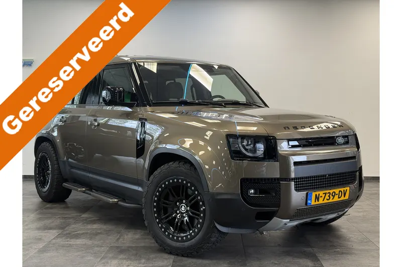 Land Rover Defender (2021)