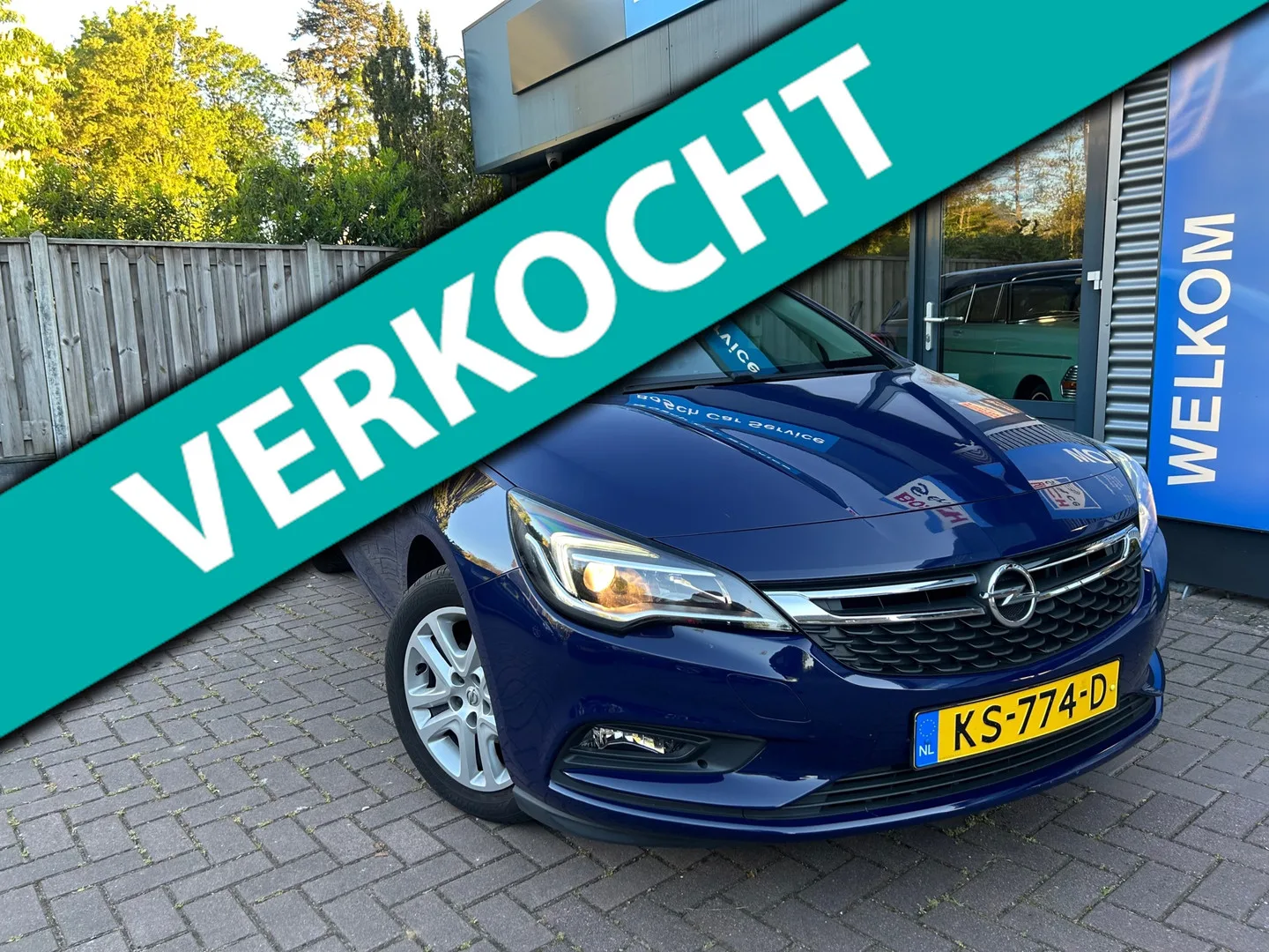 Opel Astra (2016) — foto 1