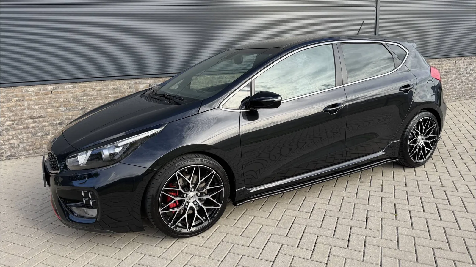 Kia Ceed (2015) — foto 1