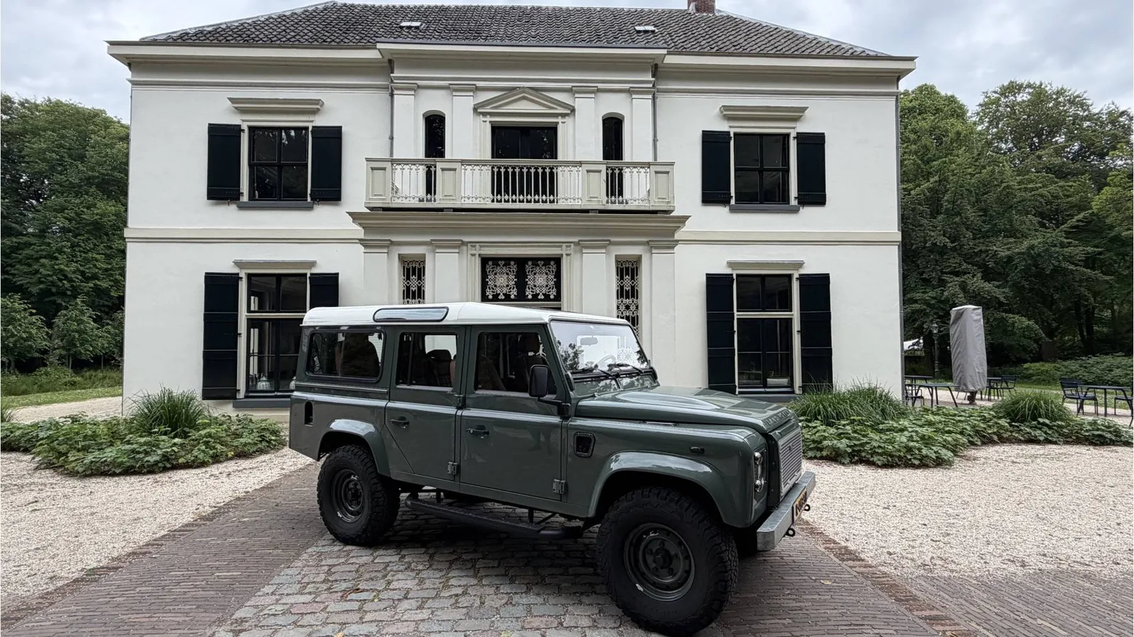 Land Rover Defender (2007) — foto 1