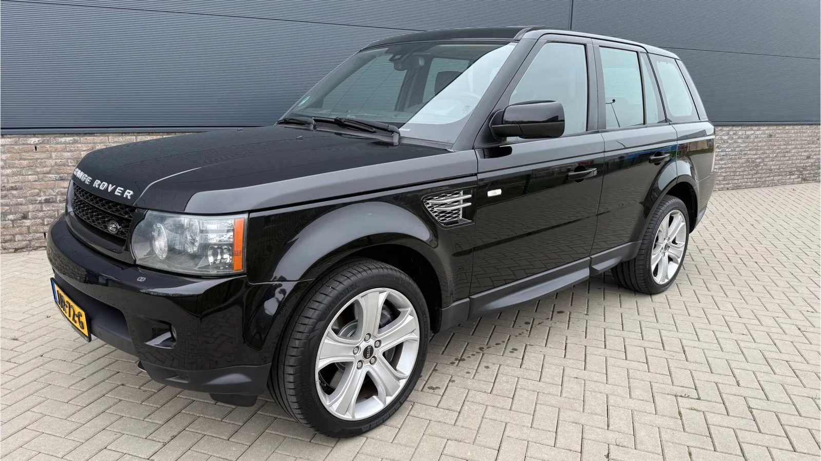 Land Rover Range Rover Sport (2010) — foto 1