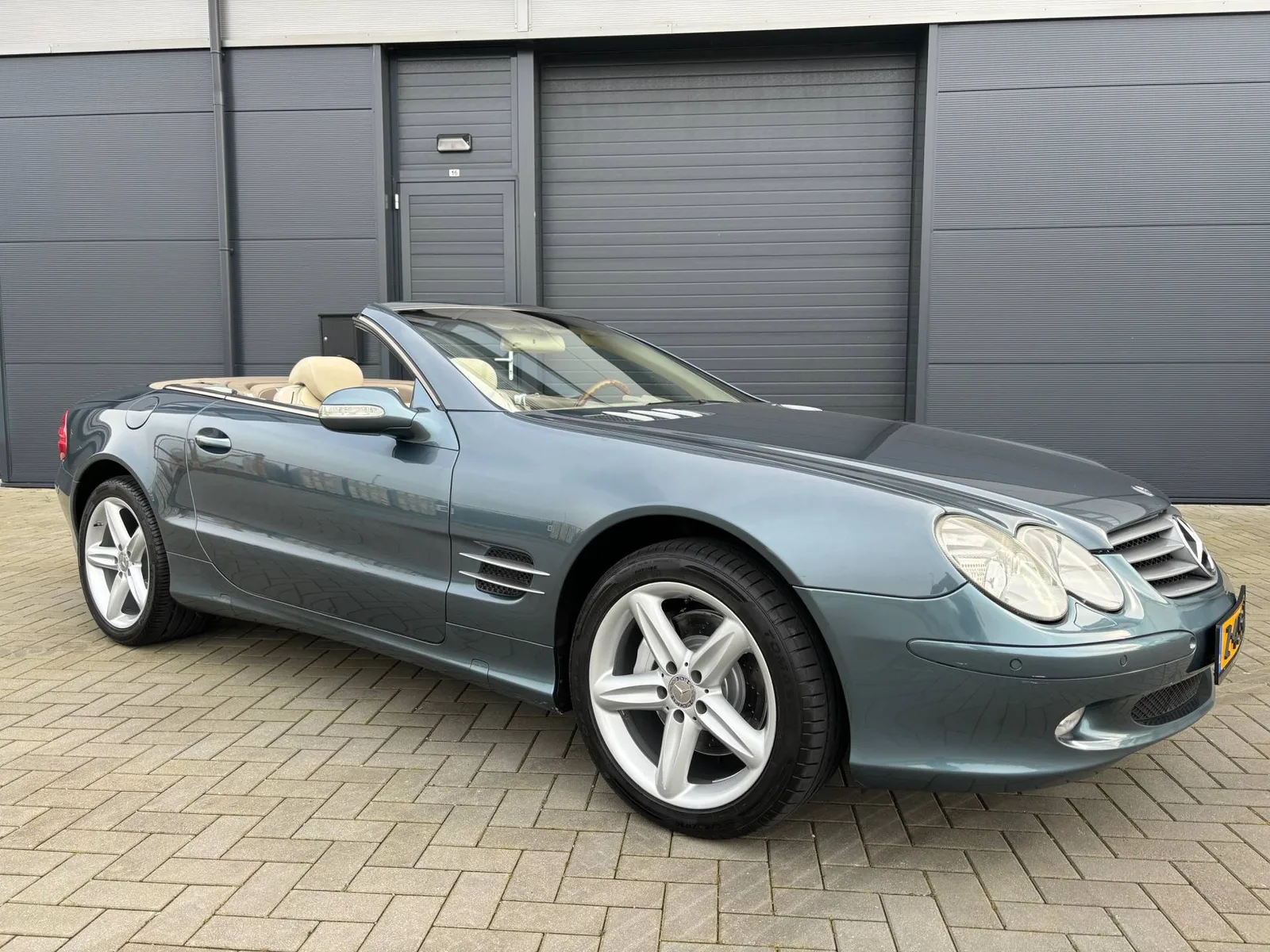 Mercedes-Benz SL-Klasse (2003) — foto 1
