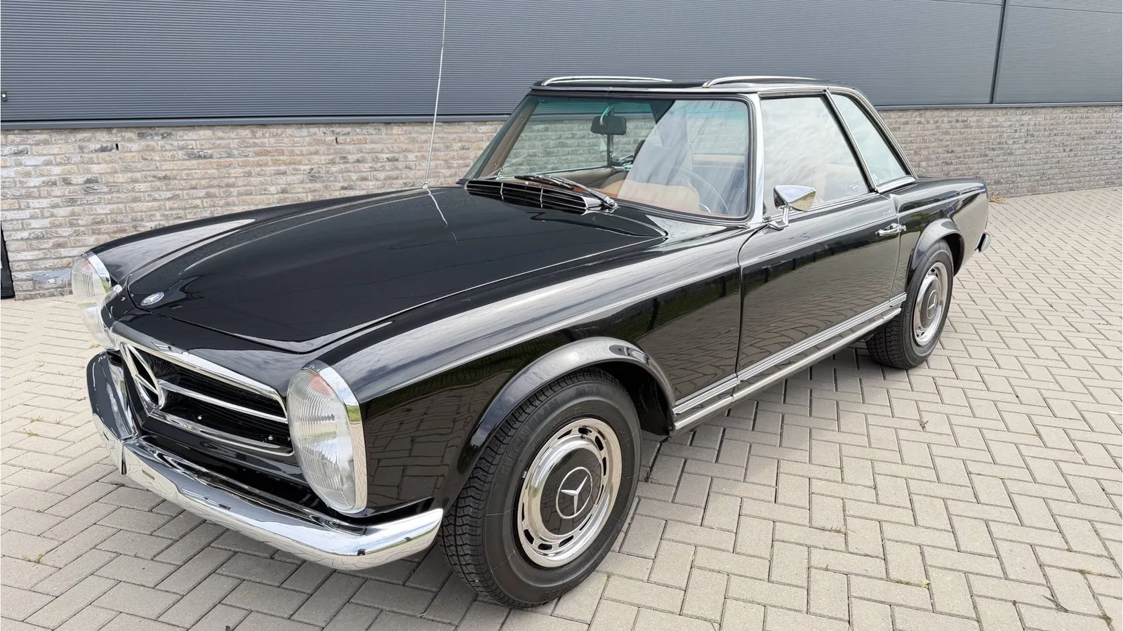 Mercedes-Benz SL-Klasse (1966) — foto 1
