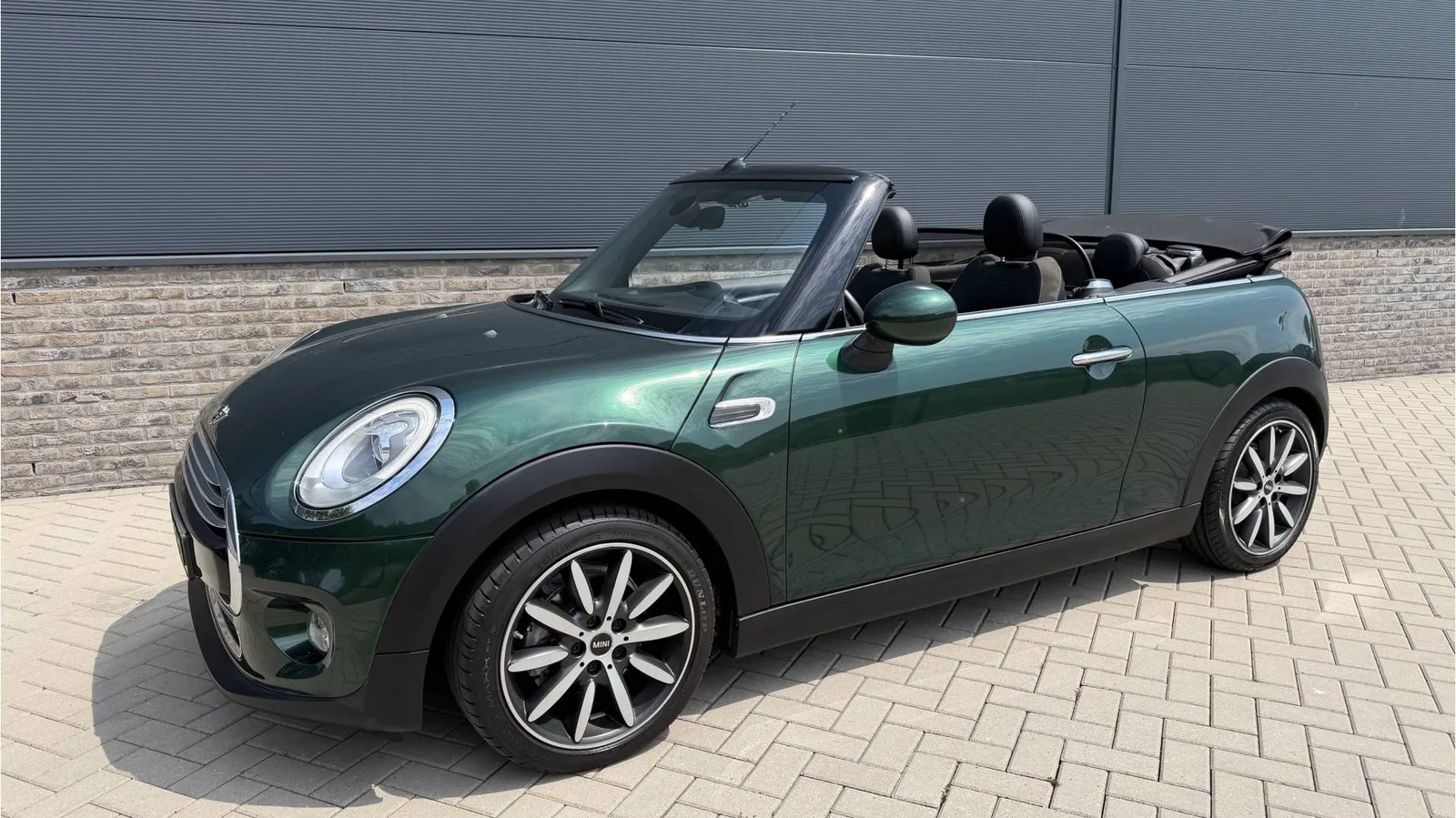 MINI Cooper (2016) — foto 1