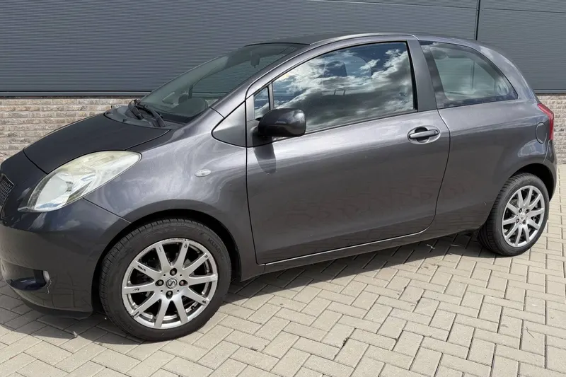 Toyota Yaris (2008)