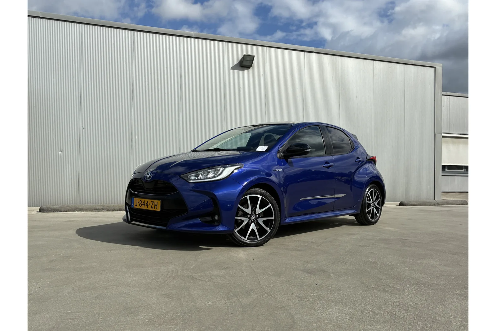 Toyota Yaris (2020) — foto 1