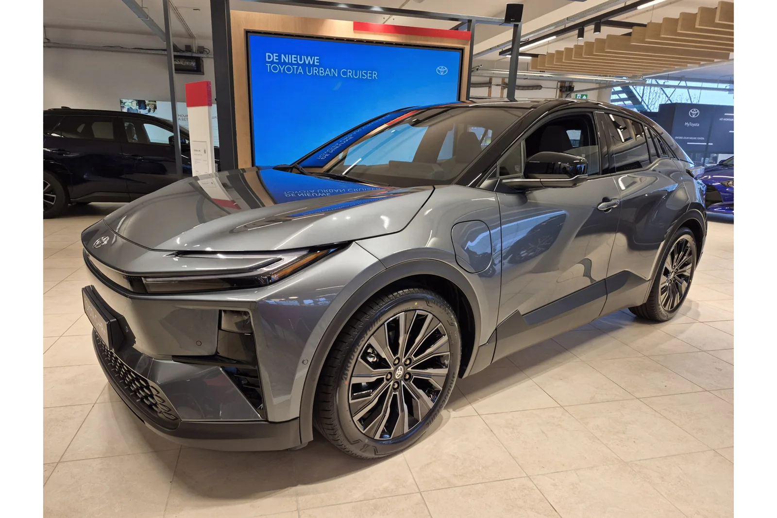 Toyota C-HR+ (2026) — foto 1