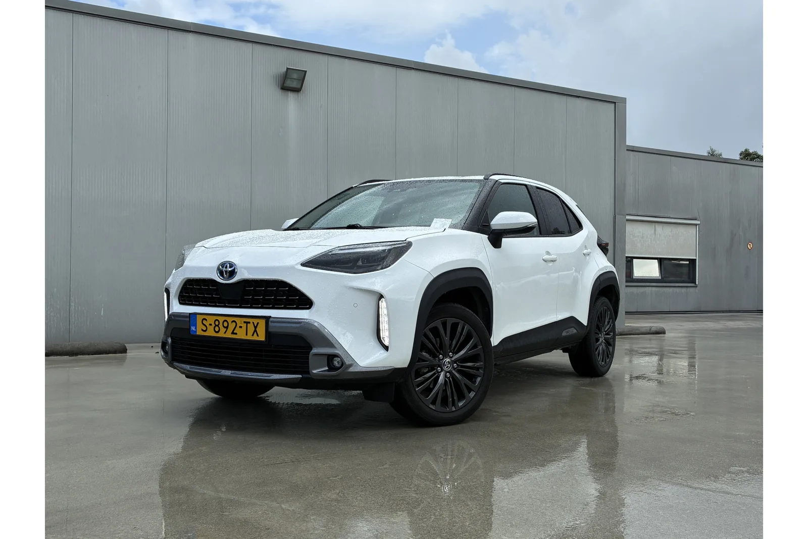 Toyota Yaris Cross (2023) — foto 1