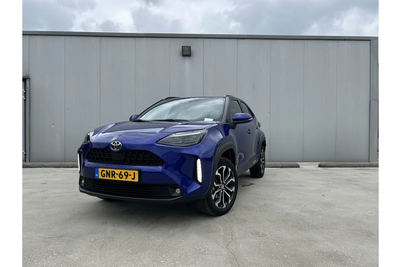 Toyota Yaris Cross (2024) — foto 1