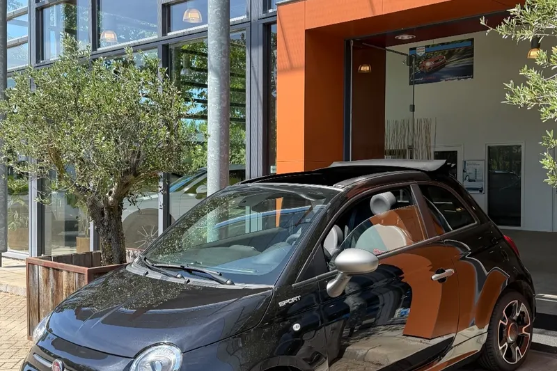 Fiat 500C (2022)