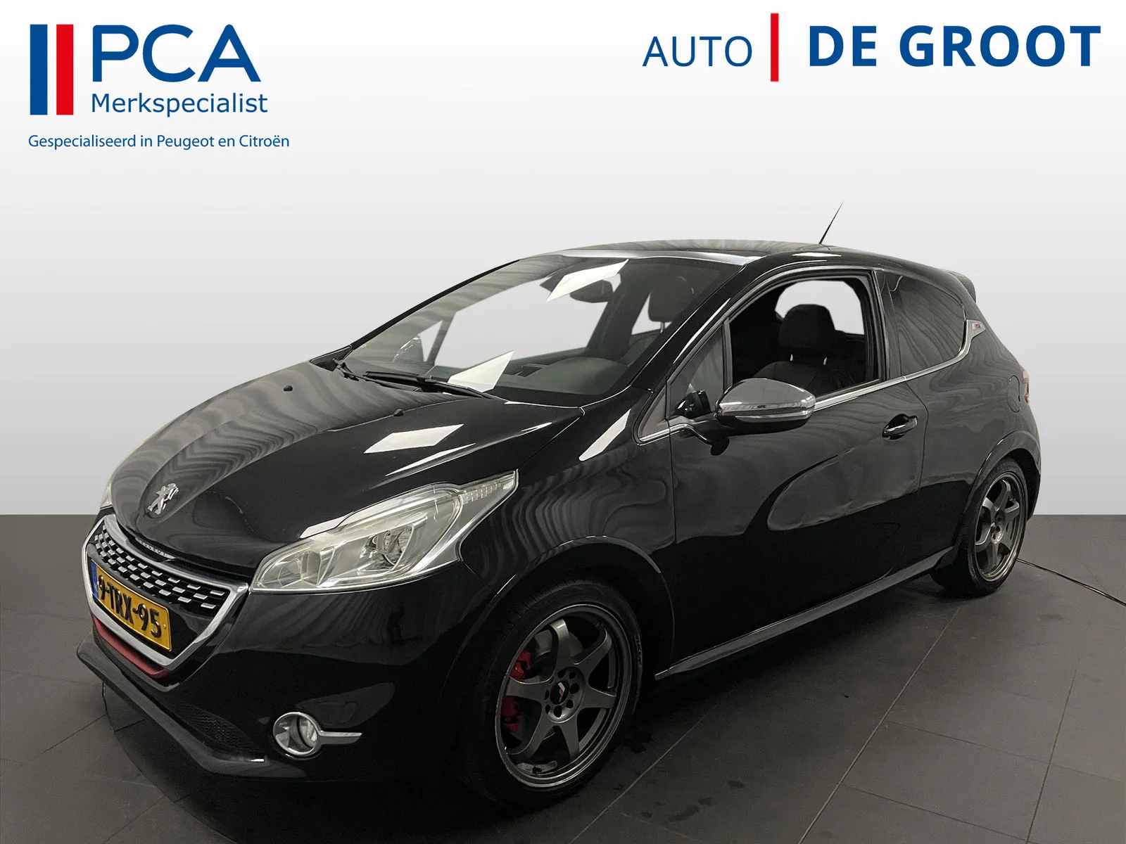 Peugeot 208 (2014) — foto 1