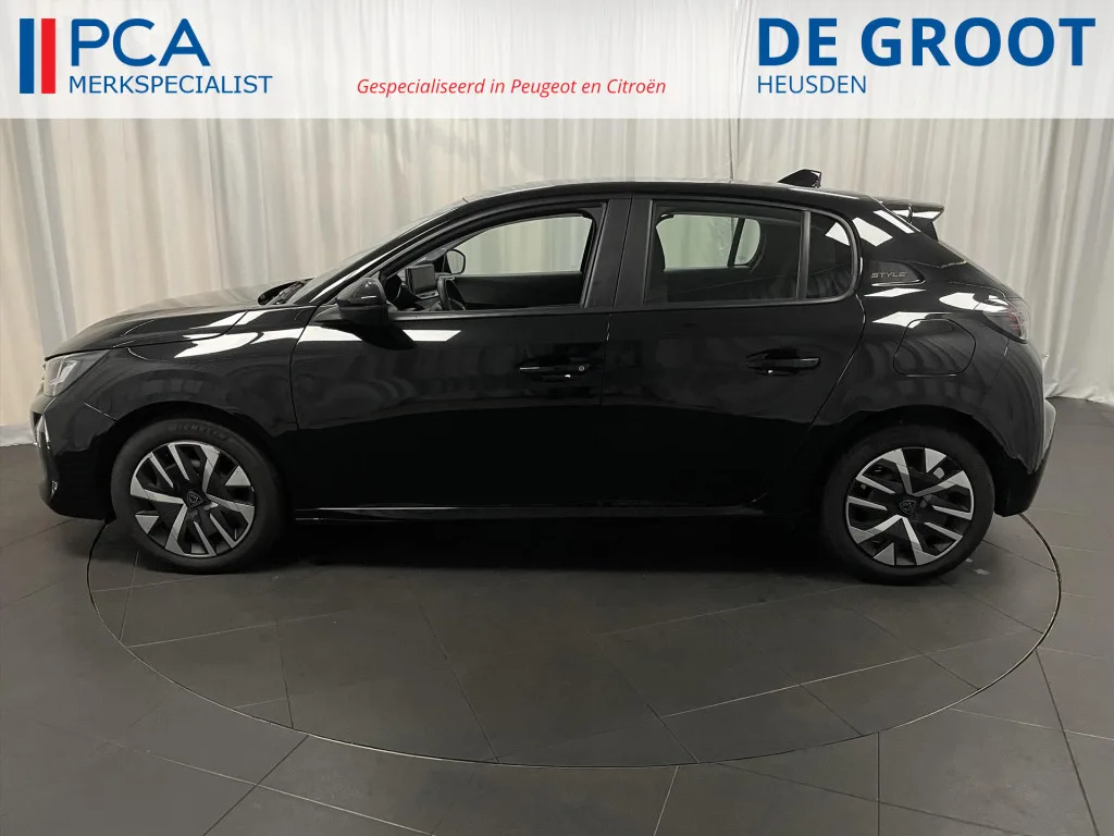 Peugeot 208 (2025) — foto 1