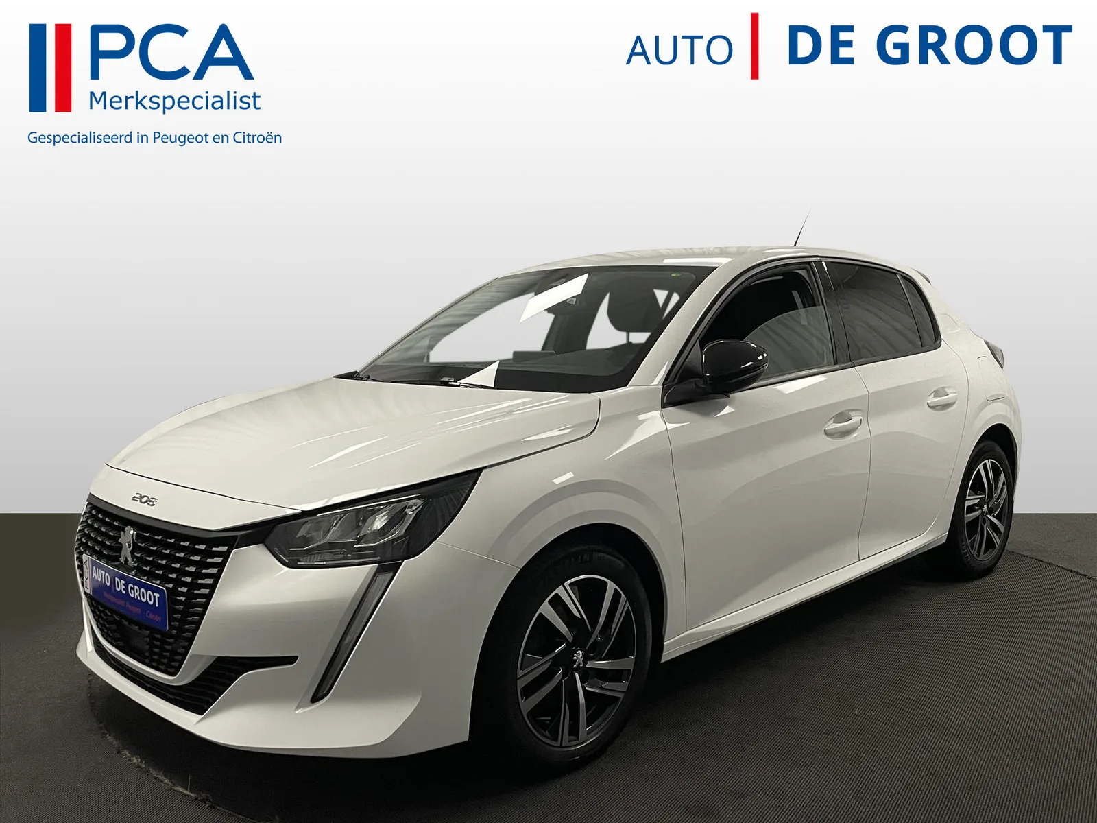 Peugeot 208 (2023) — foto 1