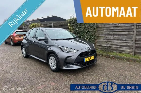 Toyota Yaris (2021) — foto 1