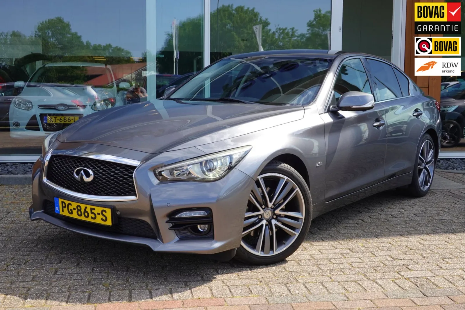 Infiniti Q50 (2015) — foto 1