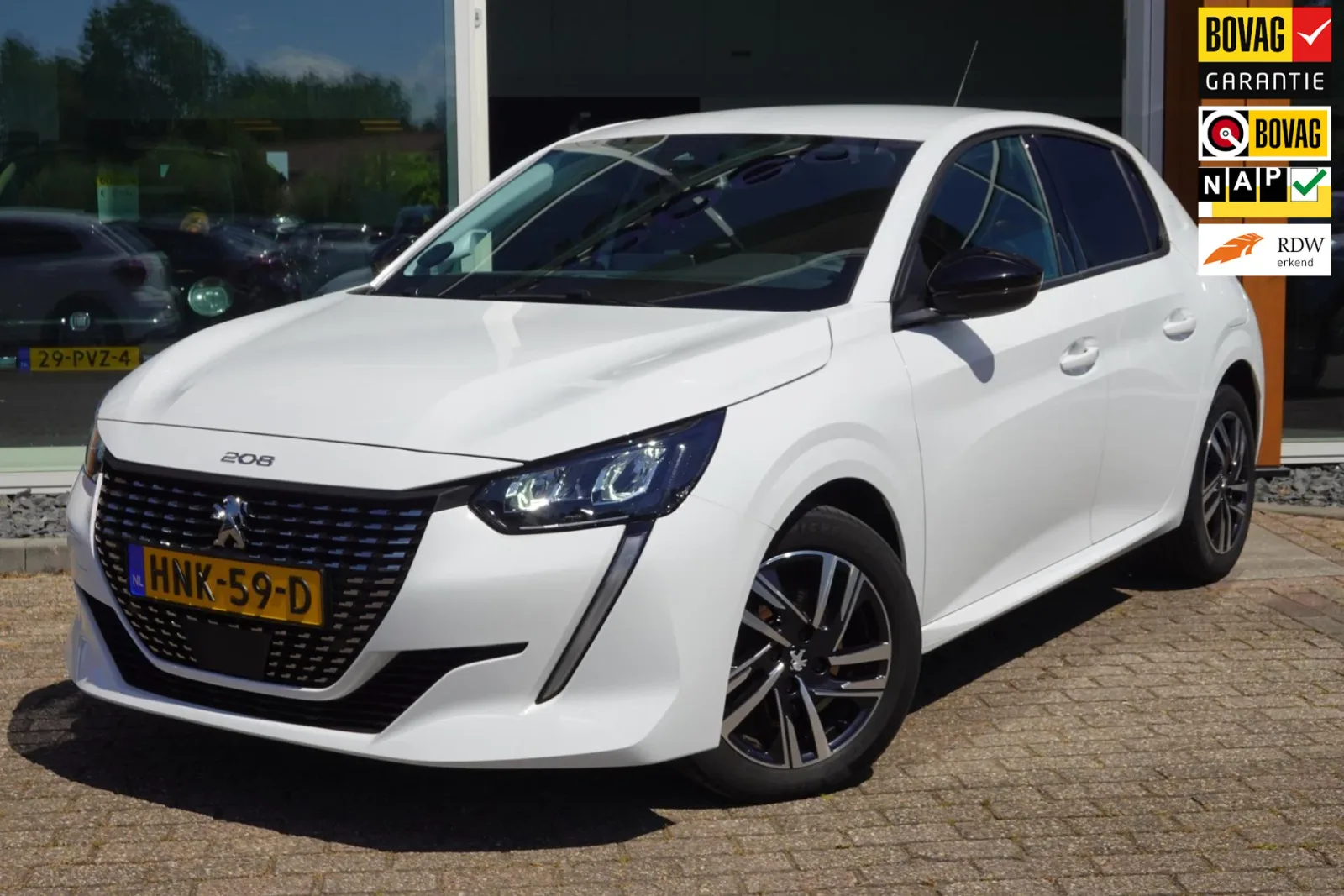 Peugeot 208 (2023) — foto 1