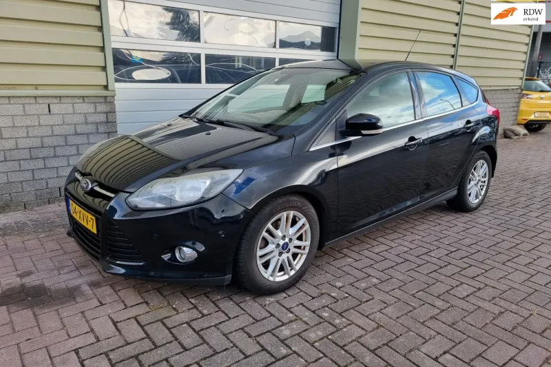 Ford Focus (2012)