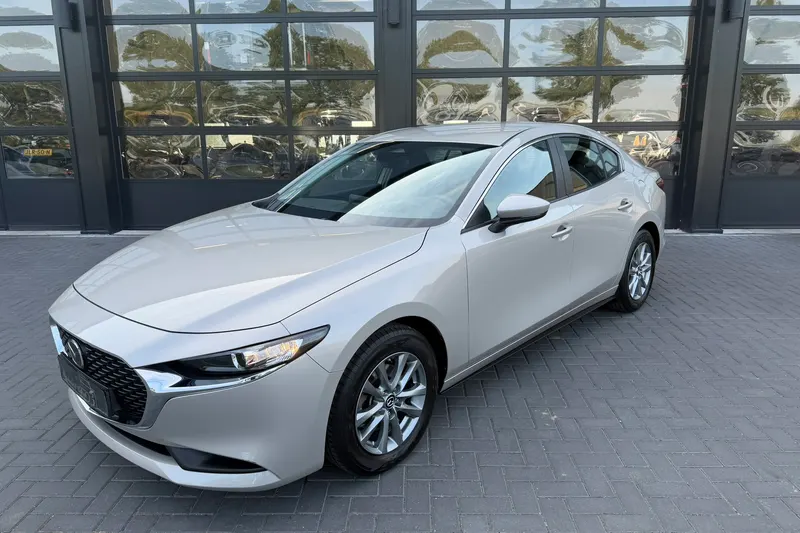 Mazda 3 (2024)