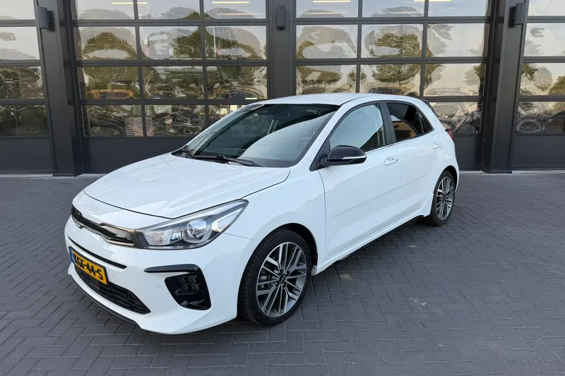 Kia Rio (2022)