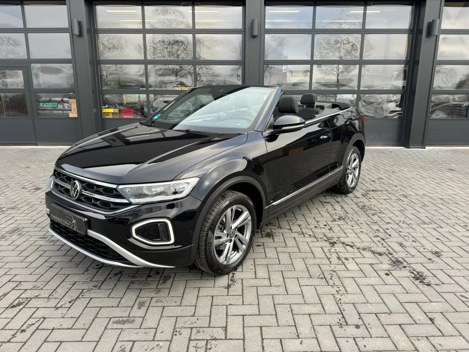Volkswagen T-Roc (2022) — foto 1