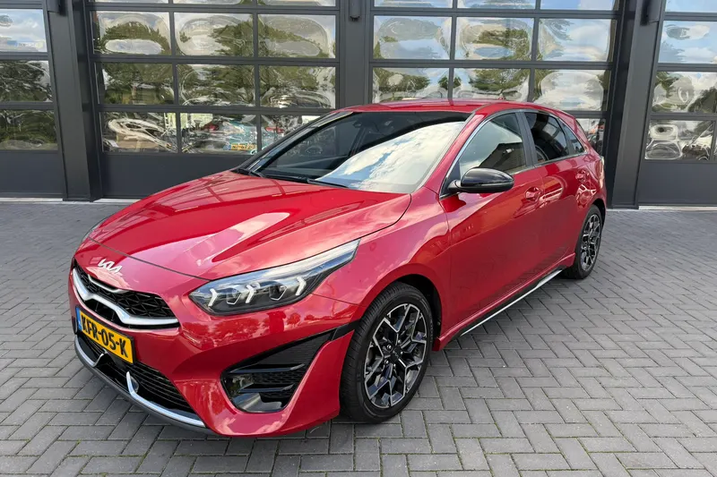 Kia Ceed (2023)